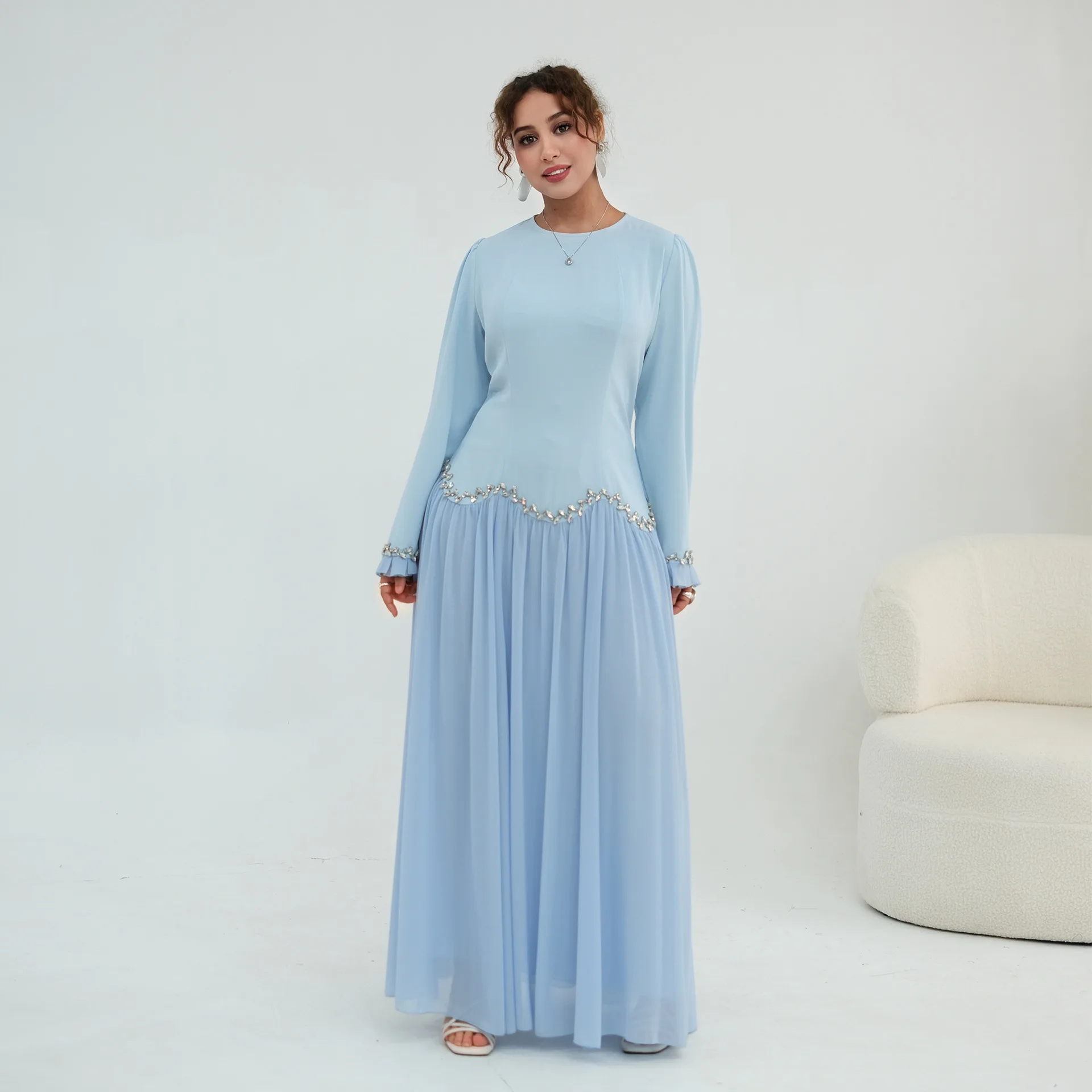 Dubai Tie Back Abaya Kaftan Women Muslim Maxi Dress Rhinestone Party Gown Ruffles Islam Jalabiya Caftan Arab Robe Femme Vestidos
Dubai Tie Back Abaya Kaftan Women Muslim Maxi Dress Rhinestone Party Gown Ruffles Islam Jalabiya Caftan Arab Robe Femme Vestidos