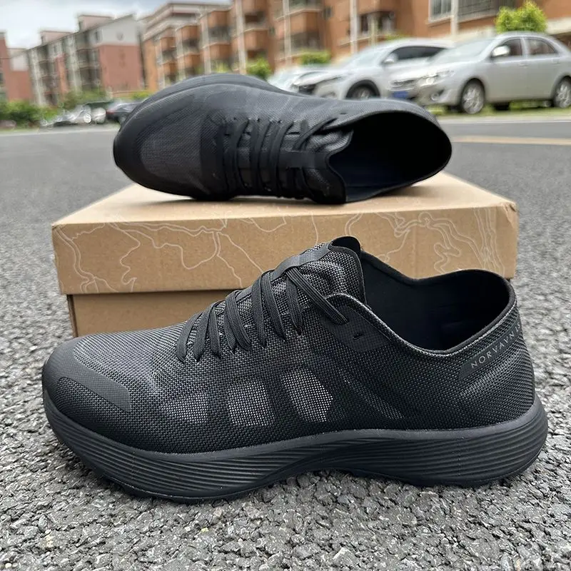 Lightweight mesh breathable summer outdoor hiking men's shoes wear-resistant cross-country brand new hiking shoes
Lightweight mesh breathable summer outdoor hiking men's shoes wear-resistant cross-country brand new hiking shoes