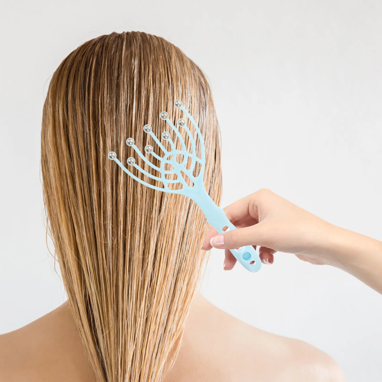 Массажер для головы и кожи головы с металлическими шариками, инструмент для расслабления кожи головы и стимуляции роста волос, массажер для головы
Массажер для головы и кожи головы с металлическими шариками, инструмент для расслабления кожи головы и стимуляции роста волос, массажер для головы