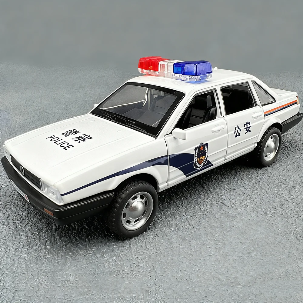 1:32 Сантана Honda Accord, полицейский автомобиль из сплава, литые под давлением модели дверей, открытый звук, свет, откатные миниатюрные автомобили, популярные украшения
1:32 Сантана Honda Accord, полицейский автомобиль из сплава, литые под давлением модели дверей, открытый звук, свет, откатные миниатюрные автомобили, популярные украшения