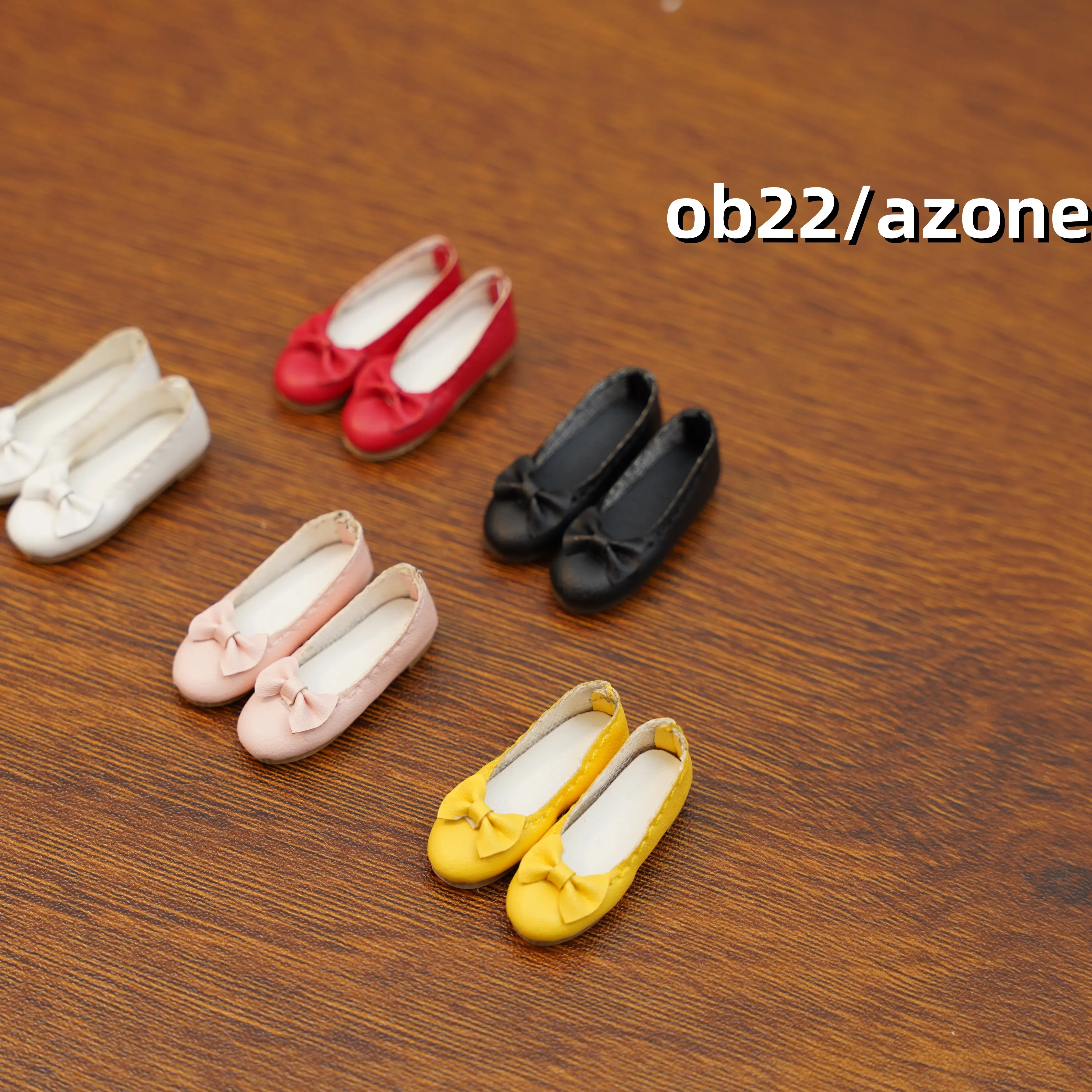Одежда и аксессуары для кукол Blythe, обувь для кукол OB22 Azone, милые туфельки с бантиком, маленькие кожаные туфли.
Одежда и аксессуары для кукол Blythe, обувь для кукол OB22 Azone, милые туфельки с бантиком, маленькие кожаные туфли.