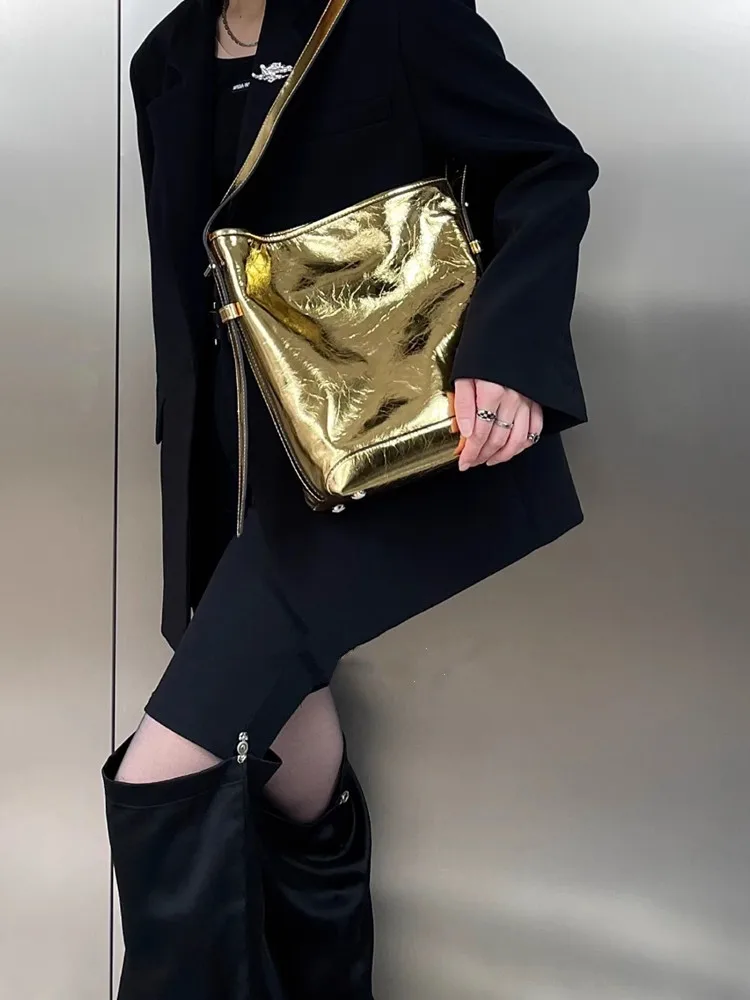 Gold Fashion Simple Bucket Bag\Handbag Women Genuine Leather Tote Soft Real Leather Shoulder Crossbody Commuter Bag Shopping Bag
Gold Fashion Simple Bucket Bag\Handbag Women Genuine Leather Tote Soft Real Leather Shoulder Crossbody Commuter Bag Shopping Bag