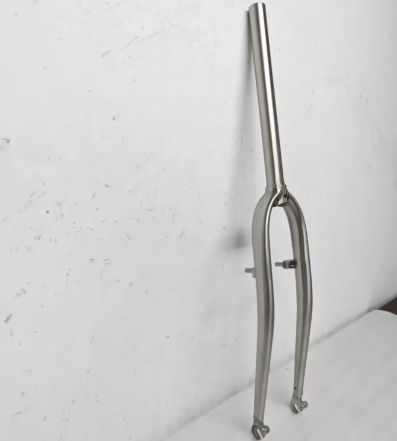 700C Curve Titanium Road Bicycle Fork Rigid Bike Front Fork For Disc Brake Caliper Brake Compatible Cycling Components
700C Curve Titanium Road Bicycle Fork Rigid Bike Front Fork For Disc Brake Caliper Brake Compatible Cycling Components