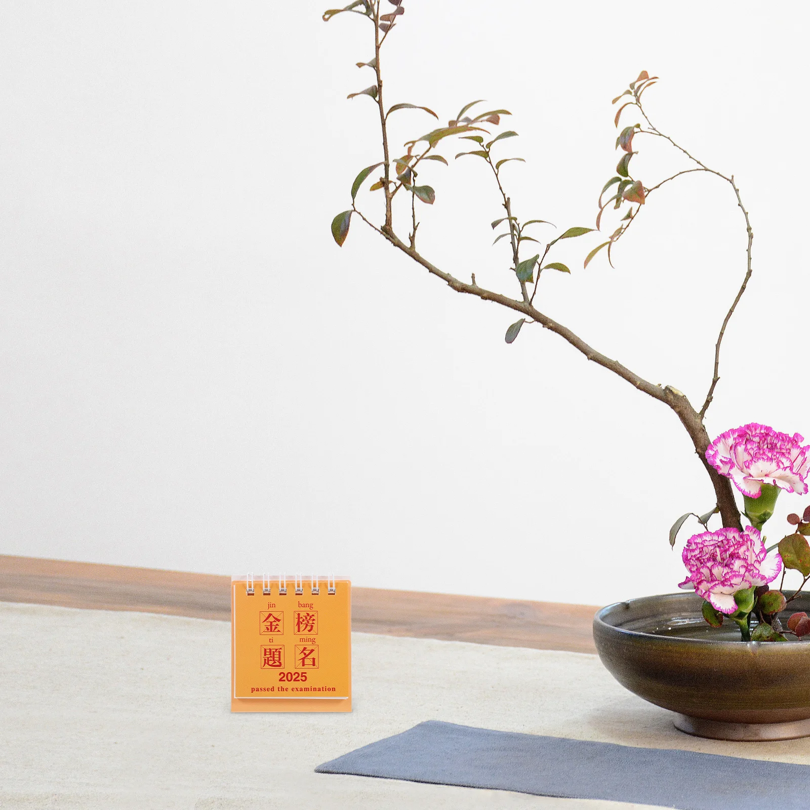 Mini Desktop Office Calendar 2025 Portable Paper Monthly Planner Chinese Lunar Year Desk Standing Flip Calendar for Home Office
Mini Desktop Office Calendar 2025 Portable Paper Monthly Planner Chinese Lunar Year Desk Standing Flip Calendar for Home Office