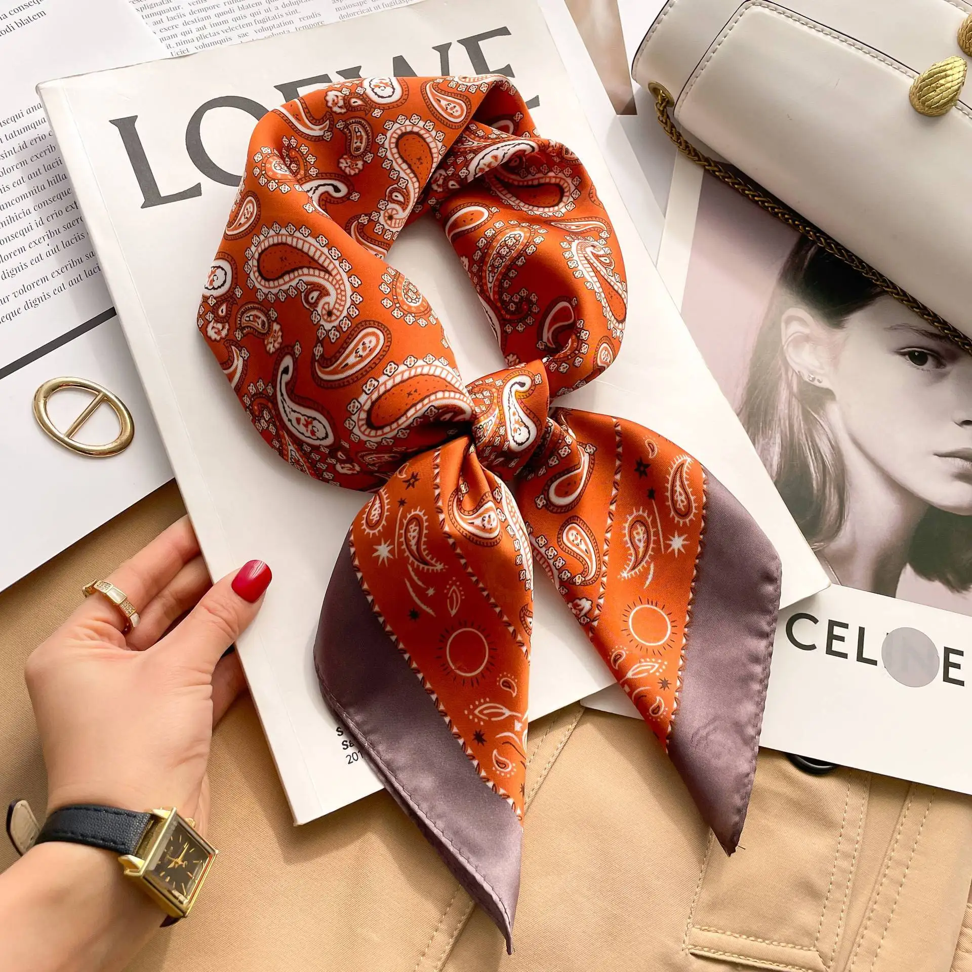 Women‘s Fashion Summer Silk Feeling Scarf Geometric Floral Printing 53*53cm Small Square Scarf Scarves For Women Bandana
Women‘s Fashion Summer Silk Feeling Scarf Geometric Floral Printing 53*53cm Small Square Scarf Scarves For Women Bandana
