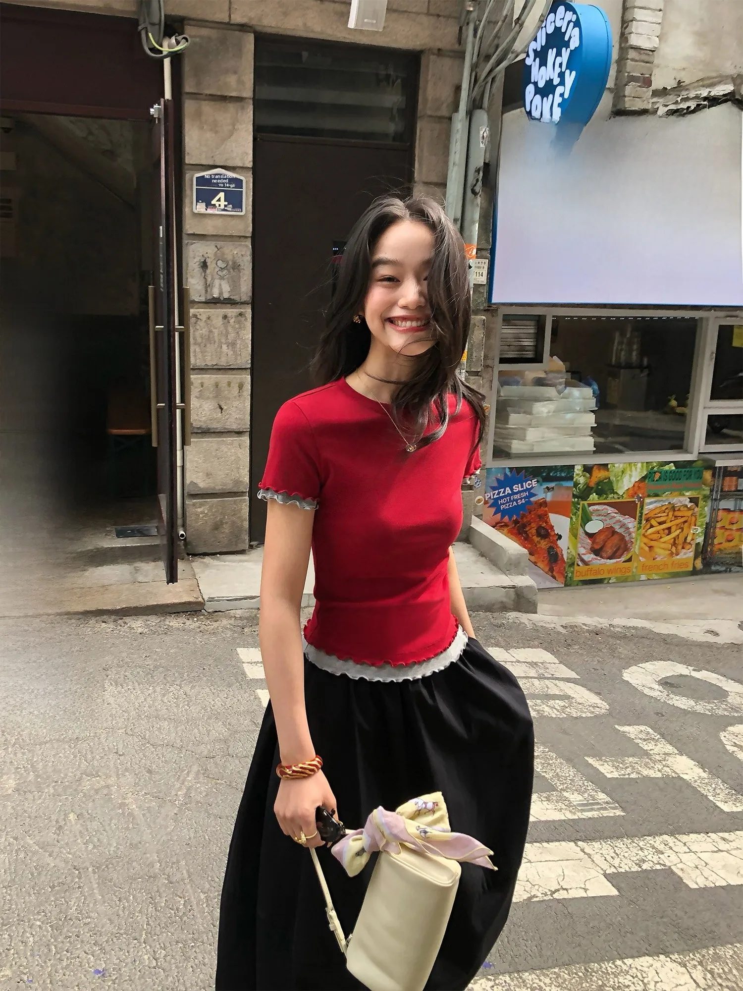 Pusumede First Class Divine T-Shirt Women's Slim Fit Short Sleeve round Neck Short Length Knitted Top in Summer Cotton Viscos...
Pusumede First Class Divine T-Shirt Women's Slim Fit Short Sleeve round Neck Short Length Knitted Top in Summer Cotton Viscos...