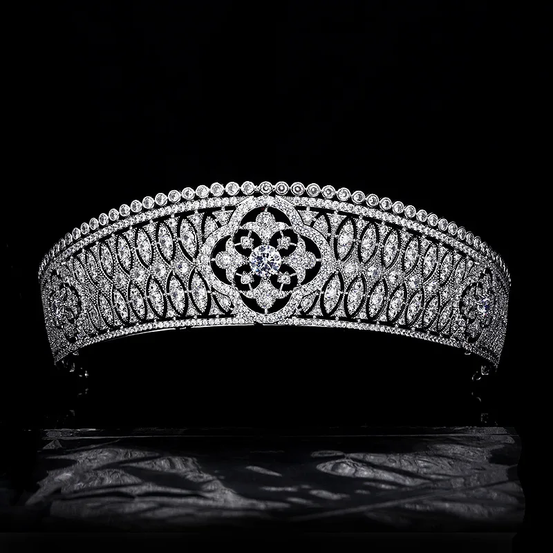 New Vintage Luxury Cubic Zirconia Princess Tiara Wedding Bridal Crown HairJewelry wedding Dress Accessories CH10429
New Vintage Luxury Cubic Zirconia Princess Tiara Wedding Bridal Crown HairJewelry wedding Dress Accessories CH10429