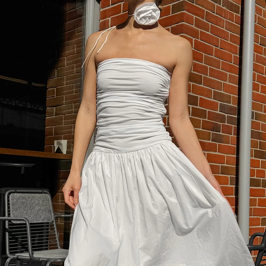 Европейский и американский стиль, высококачественное белое платье из модала без бретелек, новое нишевое длинное платье с высокой талией для женщин
Европейский и американский стиль, высококачественное белое платье из модала без бретелек, новое нишевое длинное платье с высокой талией для женщин