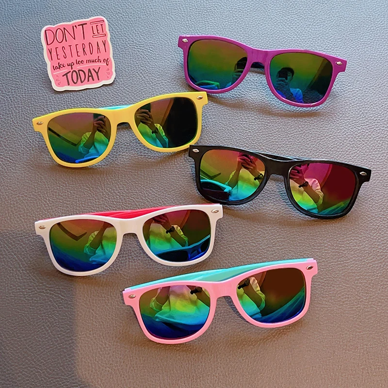 2024 New Children Fashion Color Matching Sunglasses UV400 Girls Boys Vintage Outdoor Sun Protection Sunglasses Kids Sun Glasses
2024 New Children Fashion Color Matching Sunglasses UV400 Girls Boys Vintage Outdoor Sun Protection Sunglasses Kids Sun Glasses