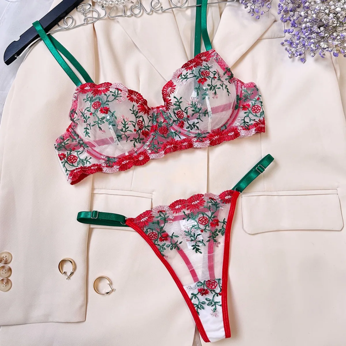 Women Sexy Exotic Set See Through Thin Lace Bra Set Ladies Mesh Perspective Embroidery Lingerie Set Underwear
Women Sexy Exotic Set See Through Thin Lace Bra Set Ladies Mesh Perspective Embroidery Lingerie Set Underwear