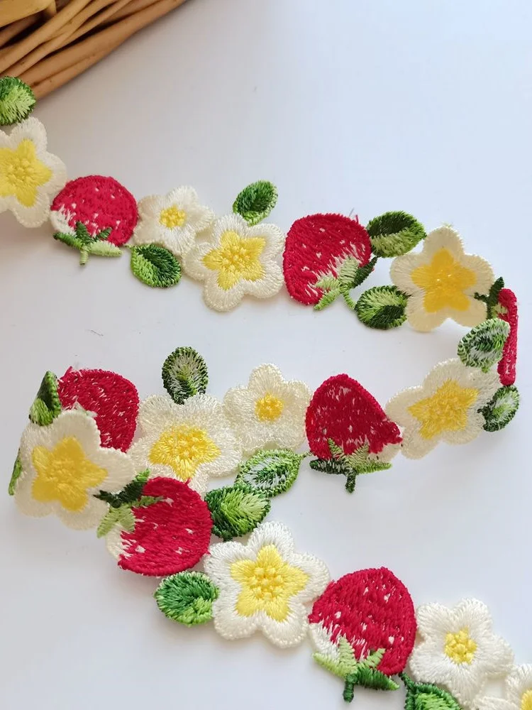 Red Strawberry Water Soluble Lace Trim Embroidery Decoration Fabric 2cm Wide for DIY Sewing Home Textile Accessories
Red Strawberry Water Soluble Lace Trim Embroidery Decoration Fabric 2cm Wide for DIY Sewing Home Textile Accessories