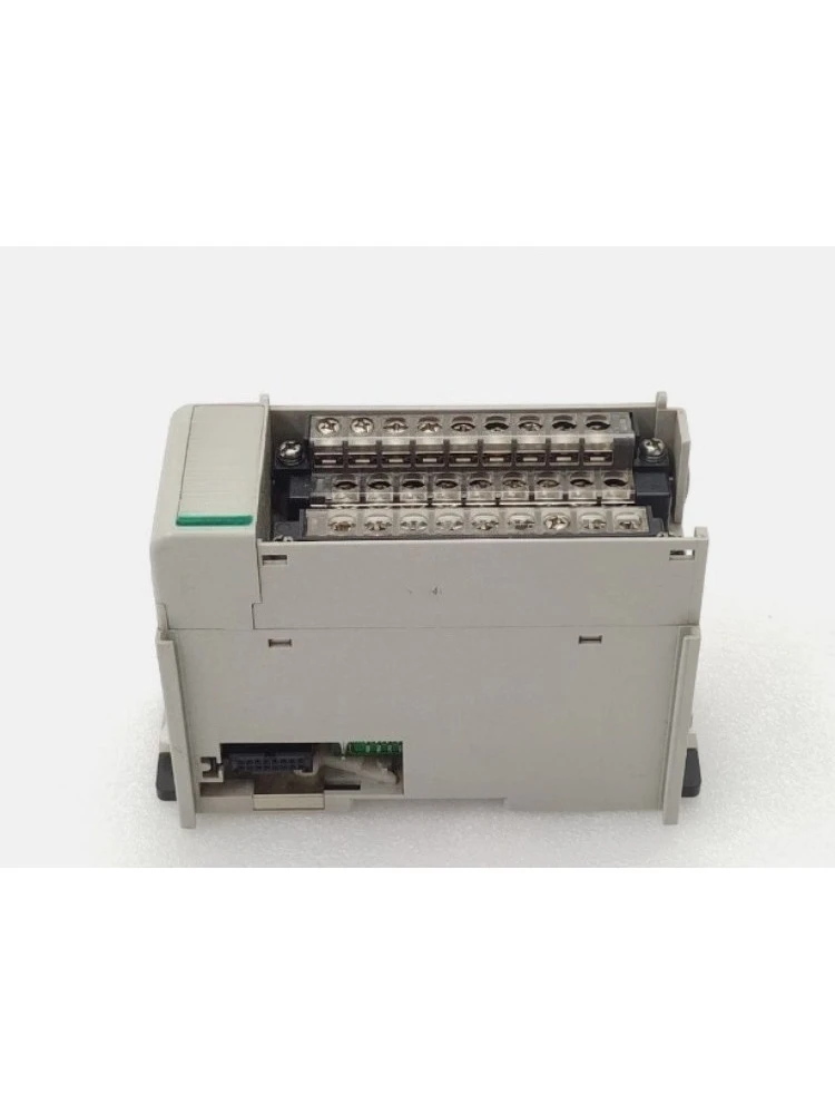 Brand New 1769-OB32 1769-IQ32 1762-L40BXB 1794-OM16 TSXPSY2600 1794-OM8 1794-ACNR15XT 1794-APBDPV1 Fast delivery
Brand New 1769-OB32 1769-IQ32 1762-L40BXB 1794-OM16 TSXPSY2600 1794-OM8 1794-ACNR15XT 1794-APBDPV1 Fast delivery