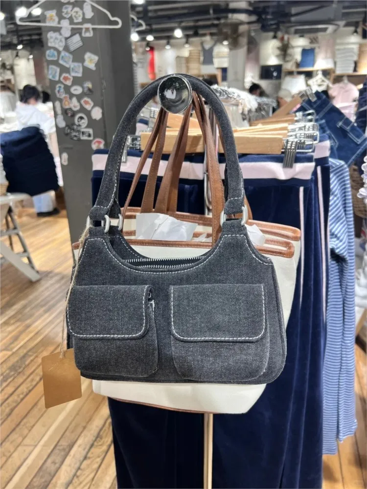Vintage Denim Shoulder Bag Women New Cute Pockets High Zipper High Quality Ladies Bags Streetwear Chic Preppy Style Handbags Y2K
Vintage Denim Shoulder Bag Women New Cute Pockets High Zipper High Quality Ladies Bags Streetwear Chic Preppy Style Handbags Y2K