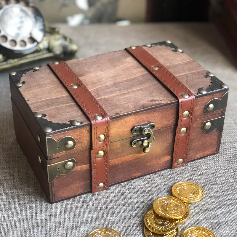 Retro Wooden Storage Box Retro Treasure Jewelry Necklace Postcard and Small Objects Storage Case Trinket Chest with Lock 
Retro Wooden Storage Box Retro Treasure Jewelry Necklace Postcard and Small Objects Storage Case Trinket Chest with Lock