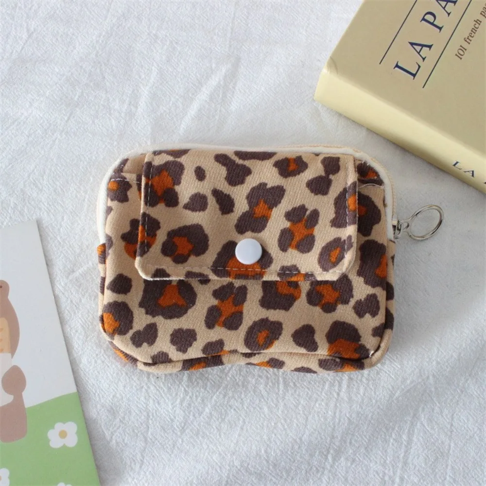Leopard Print Corduroy Printed Storage Bag Bow Small Floral Print Earphone Bag Retro Korean Style Small Cosmetic Bag Women
Leopard Print Corduroy Printed Storage Bag Bow Small Floral Print Earphone Bag Retro Korean Style Small Cosmetic Bag Women
