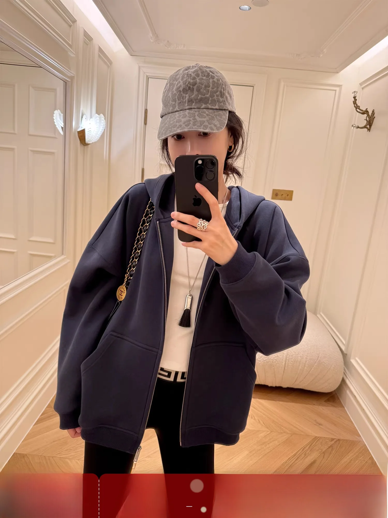 Yang Xiaoyao High Weight Fce Hoodie Women's Oversized Sweatirt Coat Autumn Winter New Arrival Warm Comfortable Casual Sle
Yang Xiaoyao High Weight Fce Hoodie Women's Oversized Sweatirt Coat Autumn Winter New Arrival Warm Comfortable Casual Sle