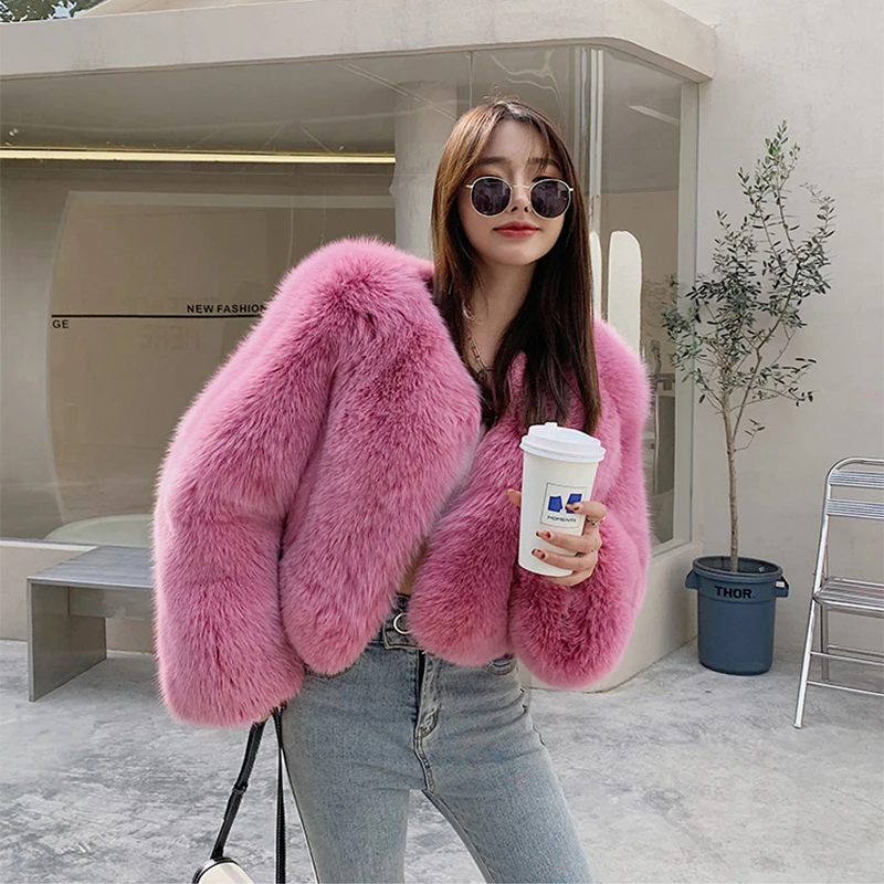 2023 Real Fur Female Coat Winter Fashion High Quality Natural Fox Fur Jackets Short Solid Slim Genuine Fur Overcoats Thick New
2023 Real Fur Female Coat Winter Fashion High Quality Natural Fox Fur Jackets Short Solid Slim Genuine Fur Overcoats Thick New