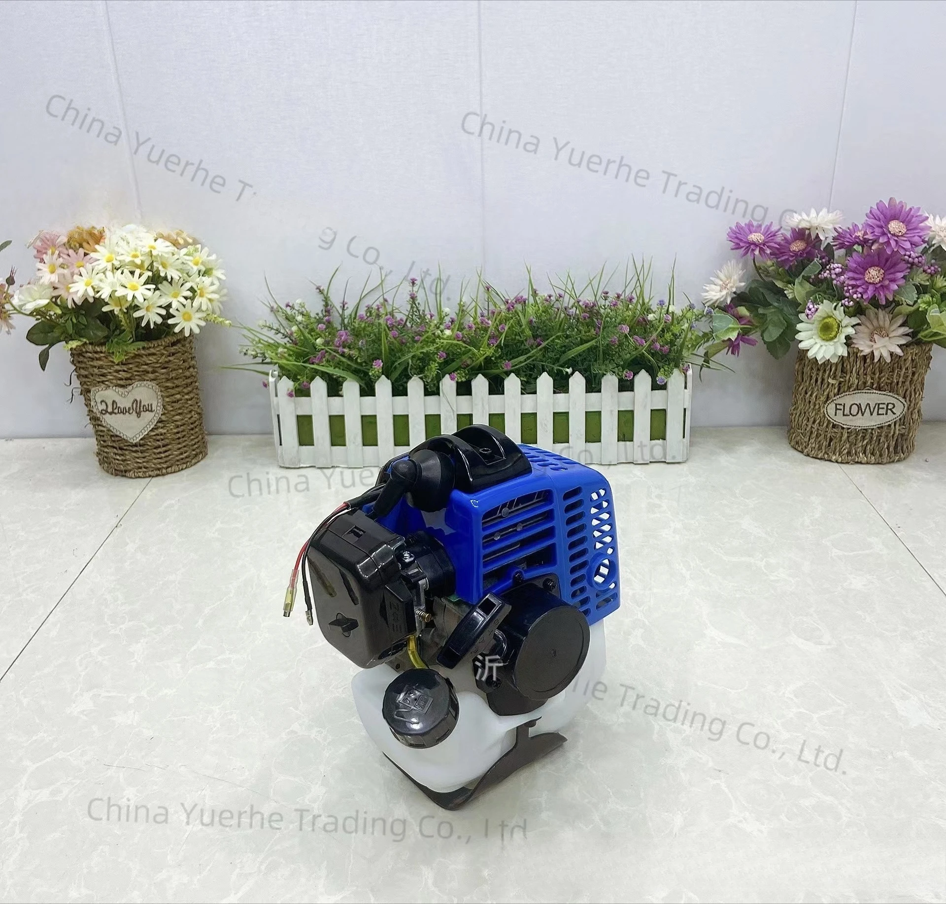 1E34 two-stroke gasolin e engine, hedge trimmer, high-branch saw-powered gasolin e engine 
1E34 two-stroke gasolin e engine, hedge trimmer, high-branch saw-powered gasolin e engine