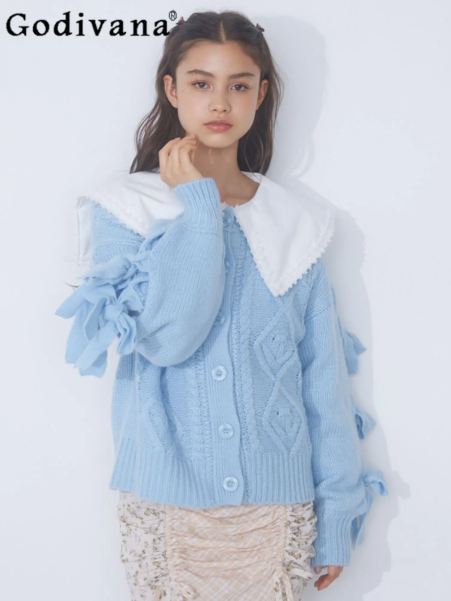 Autumn Winter New Solid Color Elegant Knitted Cardigan Women Japanese Lolita Loose Slim Bow Lace Up Sweet Cute Sweater Girl Top
Autumn Winter New Solid Color Elegant Knitted Cardigan Women Japanese Lolita Loose Slim Bow Lace Up Sweet Cute Sweater Girl Top
