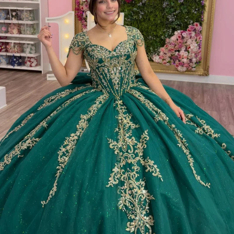 Shiny Dark Green Quinceanera Dress off-shoulder Golden Glitter Crystal Decal Long tail Bow vestidos de 15 Quinceanera Customize
Shiny Dark Green Quinceanera Dress off-shoulder Golden Glitter Crystal Decal Long tail Bow vestidos de 15 Quinceanera Customize