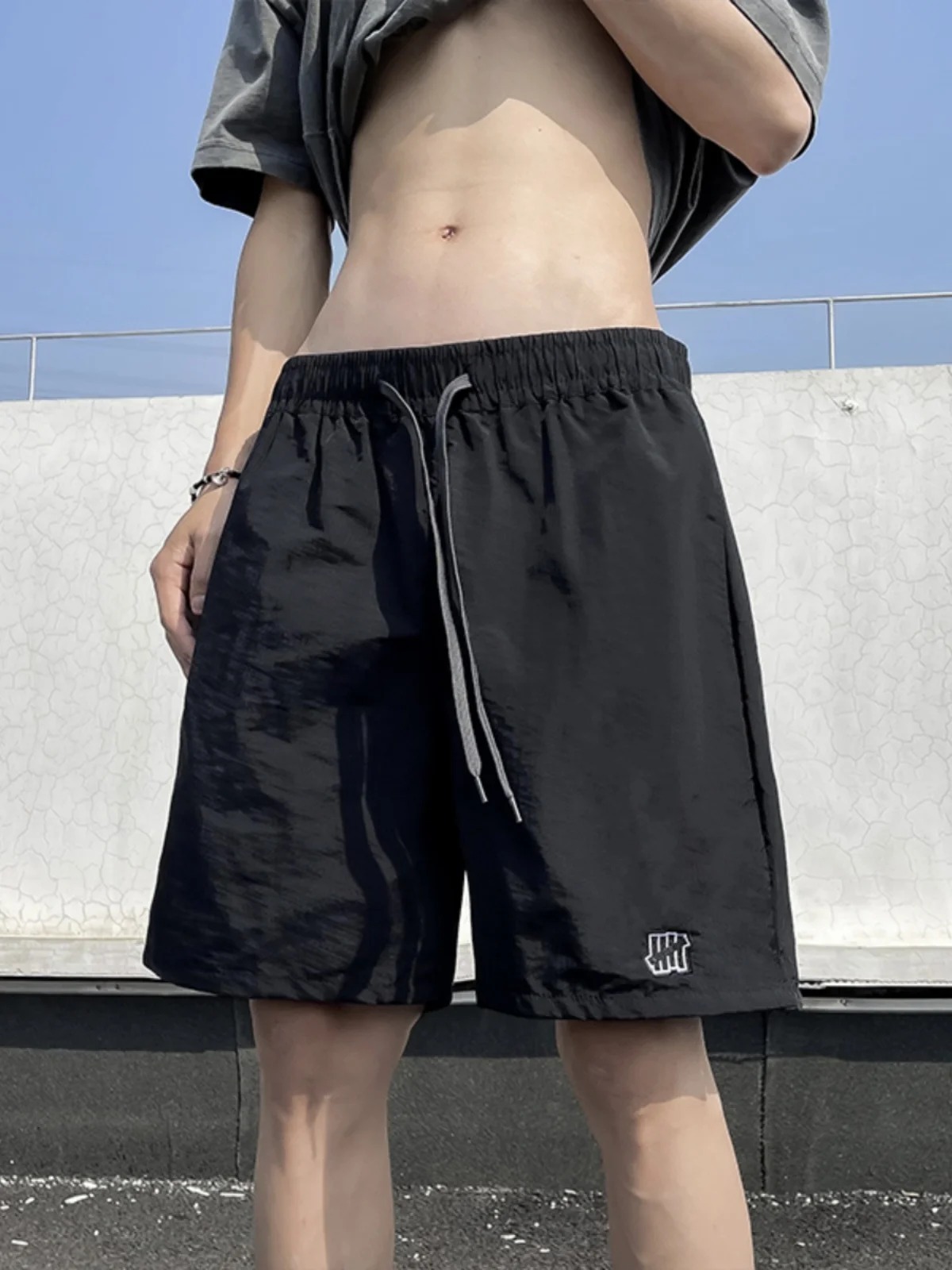 Light Qui-Dry orts Men Loose Ins American Embroidery Couple Five-Point Summer Trend Casual Sports Mid-Pants
Light Qui-Dry orts Men Loose Ins American Embroidery Couple Five-Point Summer Trend Casual Sports Mid-Pants