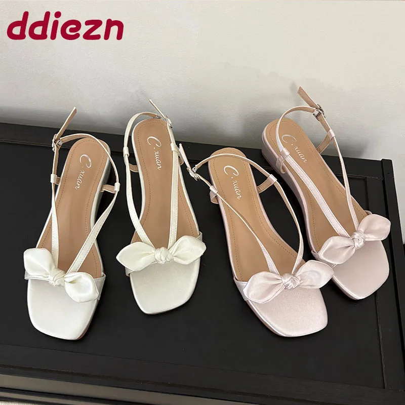 Elegant Women Low Heel Sandals Wedges Shoes Female Buckle Footwear Fashion Butterfly-Knot Ladies Heeled Sandals Shoes Pumps
Elegant Women Low Heel Sandals Wedges Shoes Female Buckle Footwear Fashion Butterfly-Knot Ladies Heeled Sandals Shoes Pumps