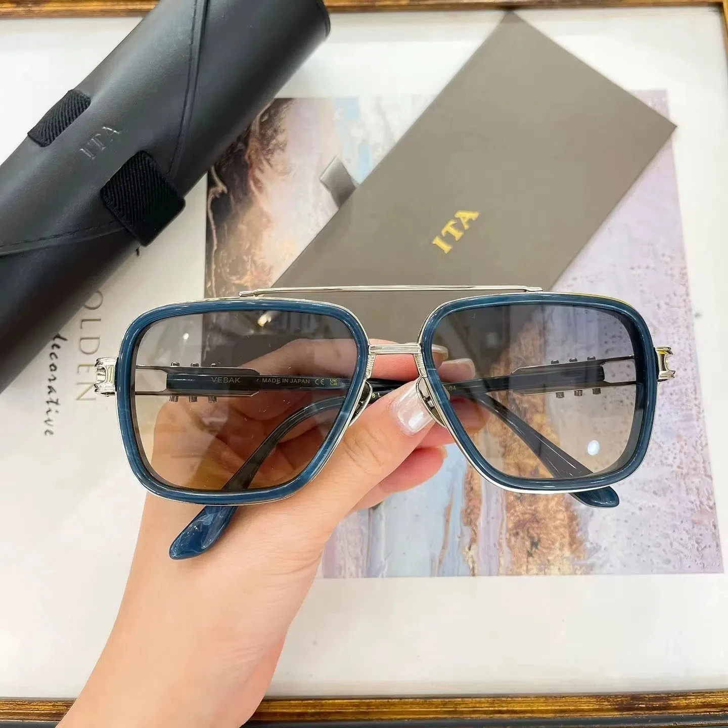 New Arrival ADITA VEBAN VEBAK DTS801-A Luxury Design Classic Men Eyewear Stylish Alloy+Acetate Frame Square Women Sunglasses
New Arrival ADITA VEBAN VEBAK DTS801-A Luxury Design Classic Men Eyewear Stylish Alloy+Acetate Frame Square Women Sunglasses