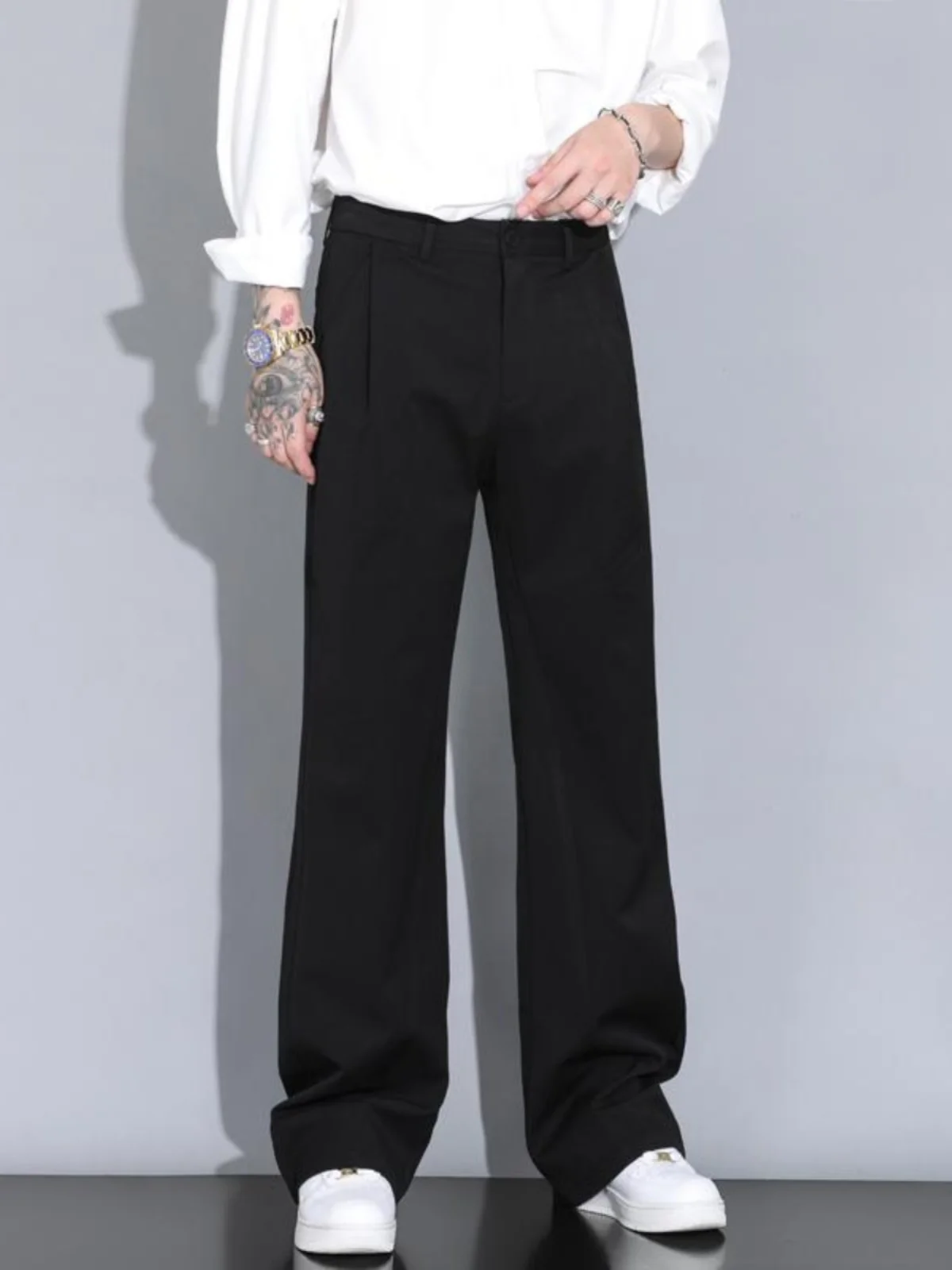 Мужские повседневные брюки свободного прямого кроя в американском ретро-стиле, черные, драпированные, новинка 2026 года, молодежные, универсальные, всесезонные, длинные брюки
Мужские повседневные брюки свободного прямого кроя в американском ретро-стиле, черные, драпированные, новинка 2026 года, молодежные, универсальные, всесезонные, длинные брюки