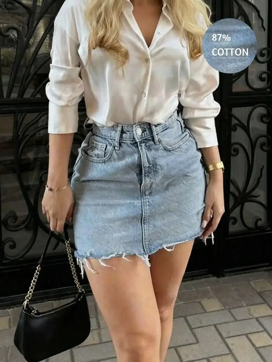 High Waist A-Line Denim Mini Skirt with Frayed Hem, Cotton Blend
High Waist A-Line Denim Mini Skirt with Frayed Hem, Cotton Blend