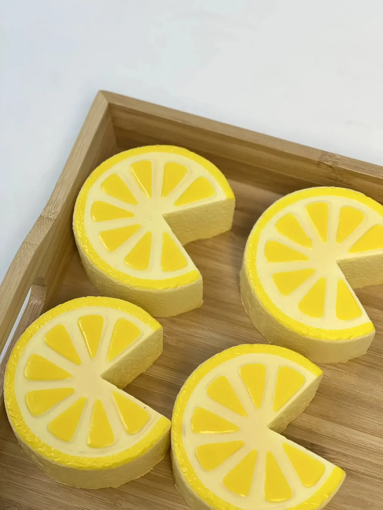 Squishy Toy Slow Rising Lemon Pudding Cake Slow Rebound Squeeze Toy Lemon Basque Cake Hand Relax Stress Relieve Toy Gift
Squishy Toy Slow Rising Lemon Pudding Cake Slow Rebound Squeeze Toy Lemon Basque Cake Hand Relax Stress Relieve Toy Gift