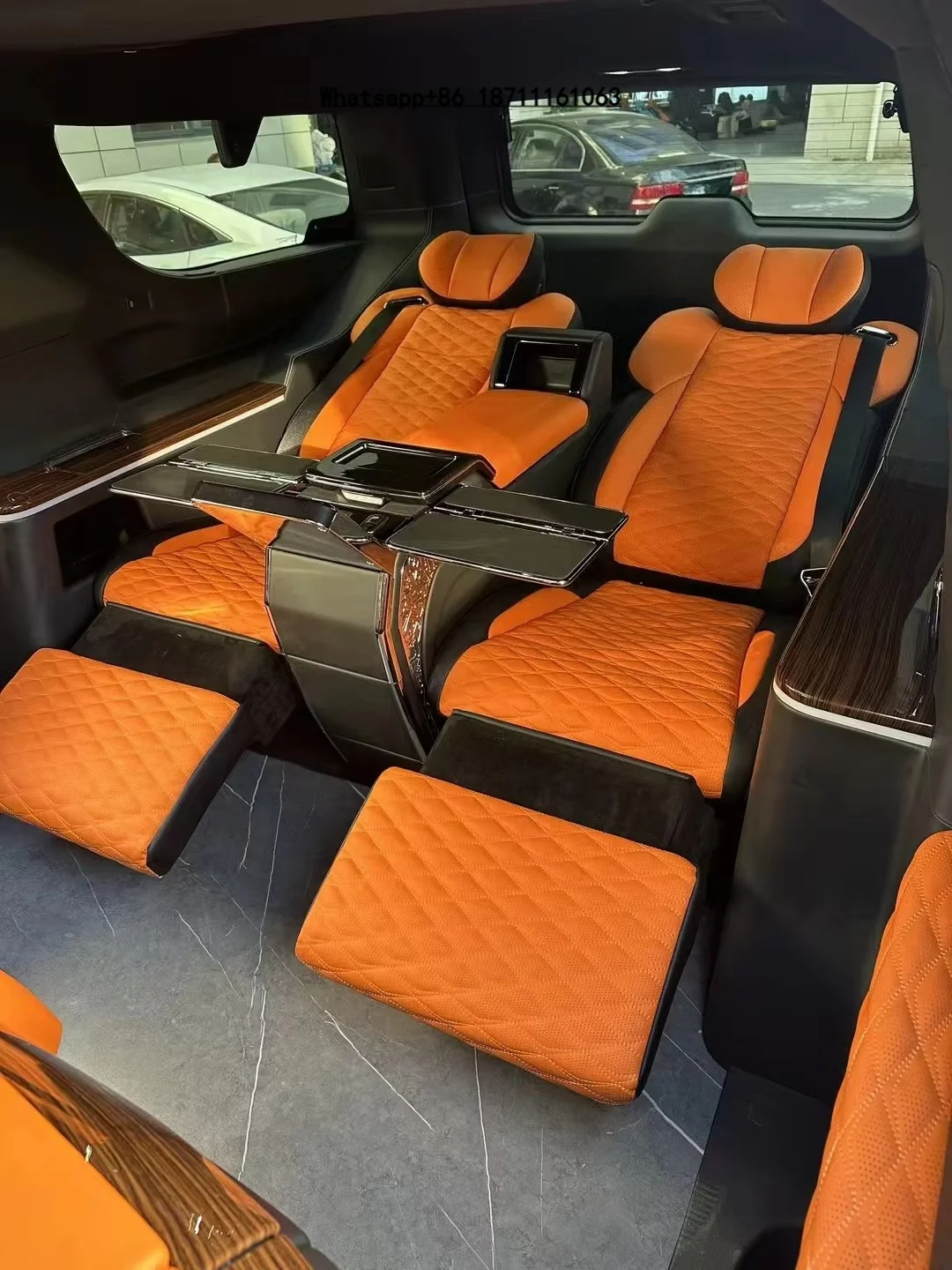 Escalade Luxury 4-Seater Rear Full Car Interior Accessories Leather Upgraded Version Hidden Bar Stool/Luxury Seat
Escalade Luxury 4-Seater Rear Full Car Interior Accessories Leather Upgraded Version Hidden Bar Stool/Luxury Seat