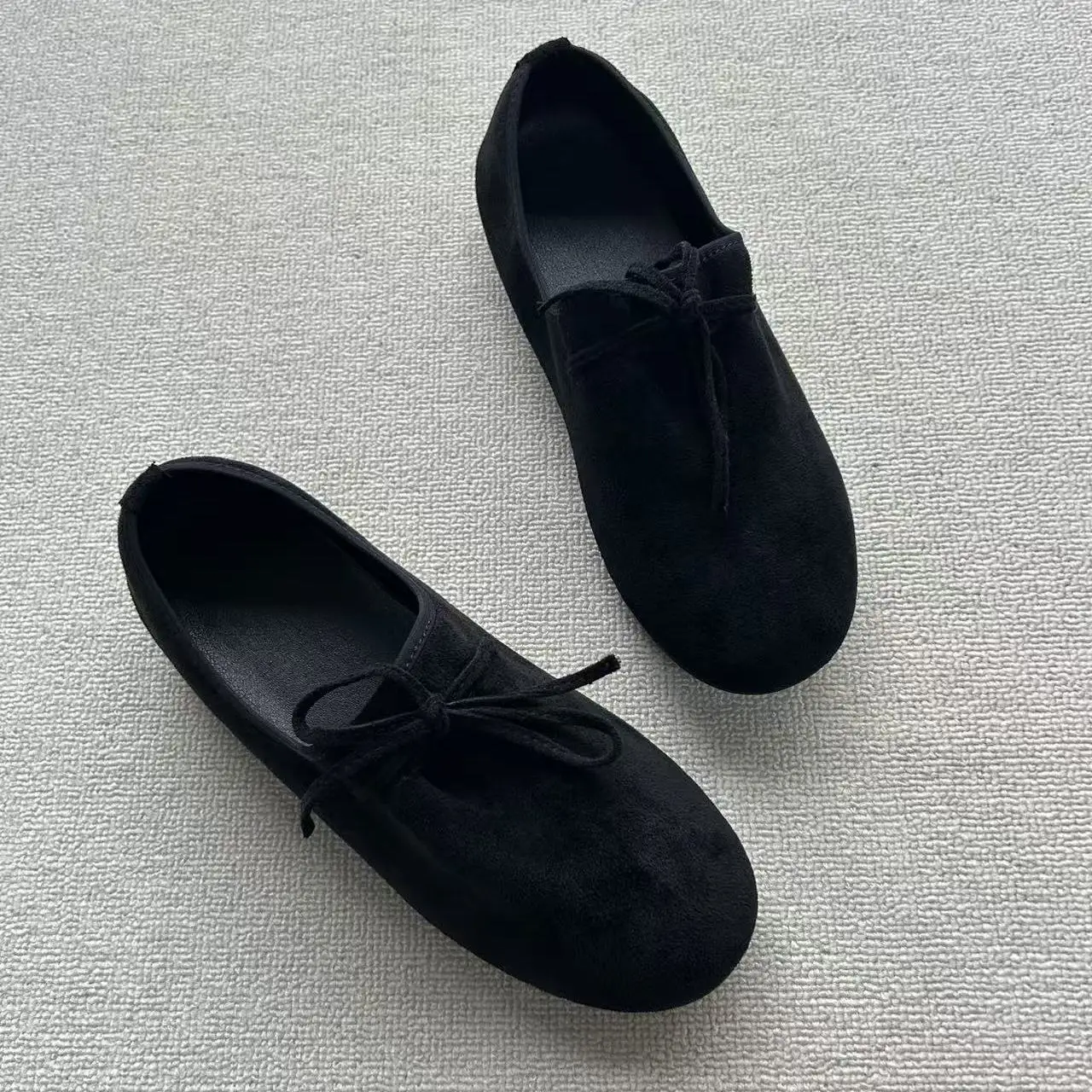 Soft Leather Slip-On Loafers Men's Hiking Shoes Flat Bottom Casual Commute Simple Trendy Style Breathable round Toe Shoes
Soft Leather Slip-On Loafers Men's Hiking Shoes Flat Bottom Casual Commute Simple Trendy Style Breathable round Toe Shoes
