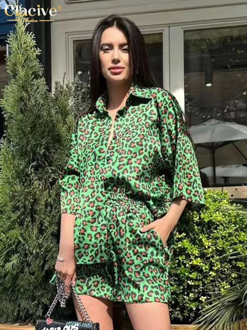 Clacive Fashion Loose Print Shorts Sets For Women 2 Pieces 2024 Elegant Long Sleeve Shirt With High Waist Shorts Set Streetwear
Clacive Fashion Loose Print Shorts Sets For Women 2 Pieces 2024 Elegant Long Sleeve Shirt With High Waist Shorts Set Streetwear