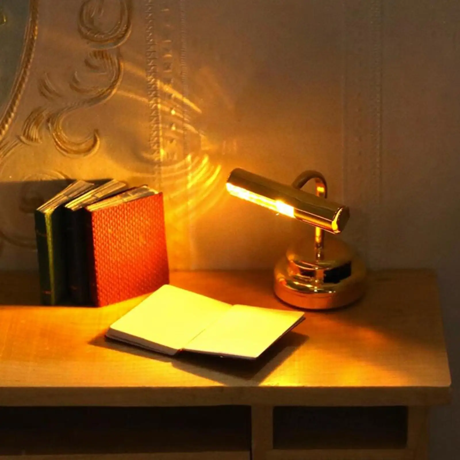 1/12 Dollhouse Wall Lamp Miniature Model Decoration Furniture Accessories Metal
1/12 Dollhouse Wall Lamp Miniature Model Decoration Furniture Accessories Metal