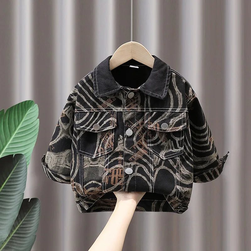 Free Shipping New Children Denim Jacket Baby Boys Coat Fashion Printing Girls Kids Jacket Boys Coat Autumn Outerwear 2-10Years
Free Shipping New Children Denim Jacket Baby Boys Coat Fashion Printing Girls Kids Jacket Boys Coat Autumn Outerwear 2-10Years