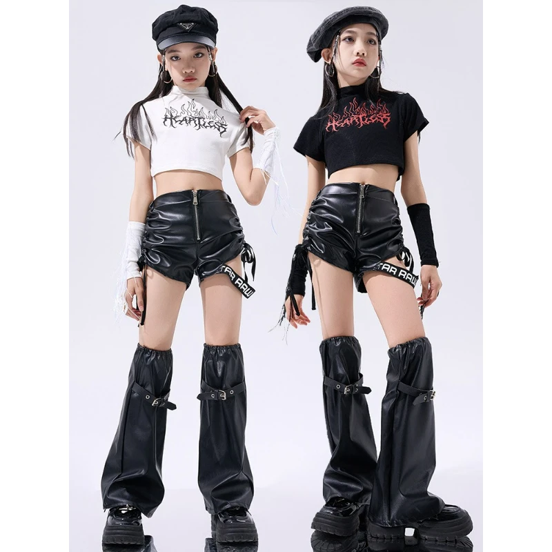 Костюм для джазового танца, топы с пупком для девочек, черные кожаные шорты, одежда для выступлений в стиле хип-хоп, концертный подиум, сценический костюм
Костюм для джазового танца, топы с пупком для девочек, черные кожаные шорты, одежда для выступлений в стиле хип-хоп, концертный подиум, сценический костюм