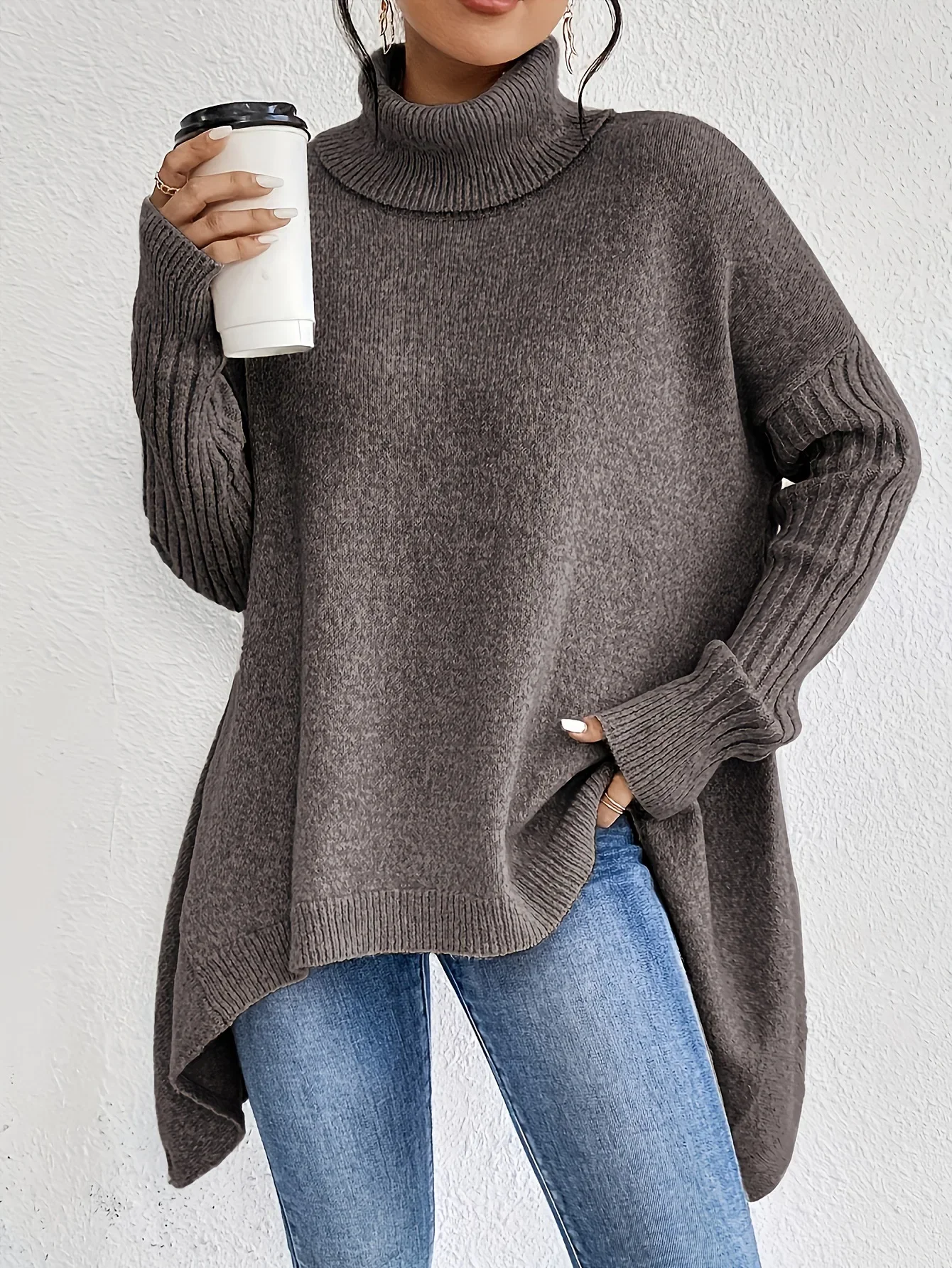 2025 New Women's Autumn and Winter Fashion Solid Color Pullover High Neck Long Sleeve Sweater Medium Long Loose Bottom Sweater
2025 New Women's Autumn and Winter Fashion Solid Color Pullover High Neck Long Sleeve Sweater Medium Long Loose Bottom Sweater