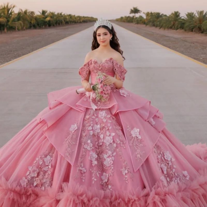 Pink Shiny Ball Gown Quinceanera Dresses Applique Flower Beading Crystal Tiered Tull Bow Corset Off The Shoulder Sweet 16 Dress
Pink Shiny Ball Gown Quinceanera Dresses Applique Flower Beading Crystal Tiered Tull Bow Corset Off The Shoulder Sweet 16 Dress