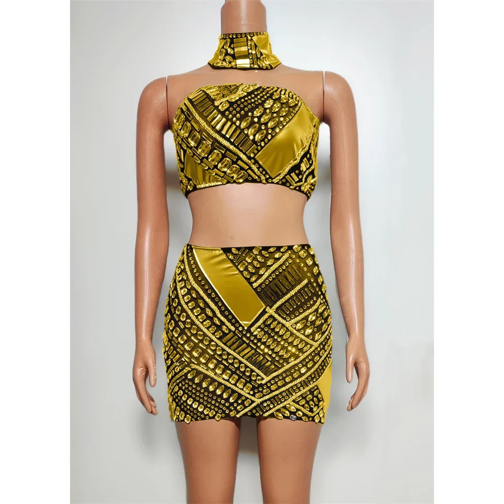 Bar Nightclub Women Singer Sexy Stage Wear Gold Silver Mirror Crystal Crop Tops Mini Skirt 2 Piece Set Club Performance Costume
Bar Nightclub Women Singer Sexy Stage Wear Gold Silver Mirror Crystal Crop Tops Mini Skirt 2 Piece Set Club Performance Costume