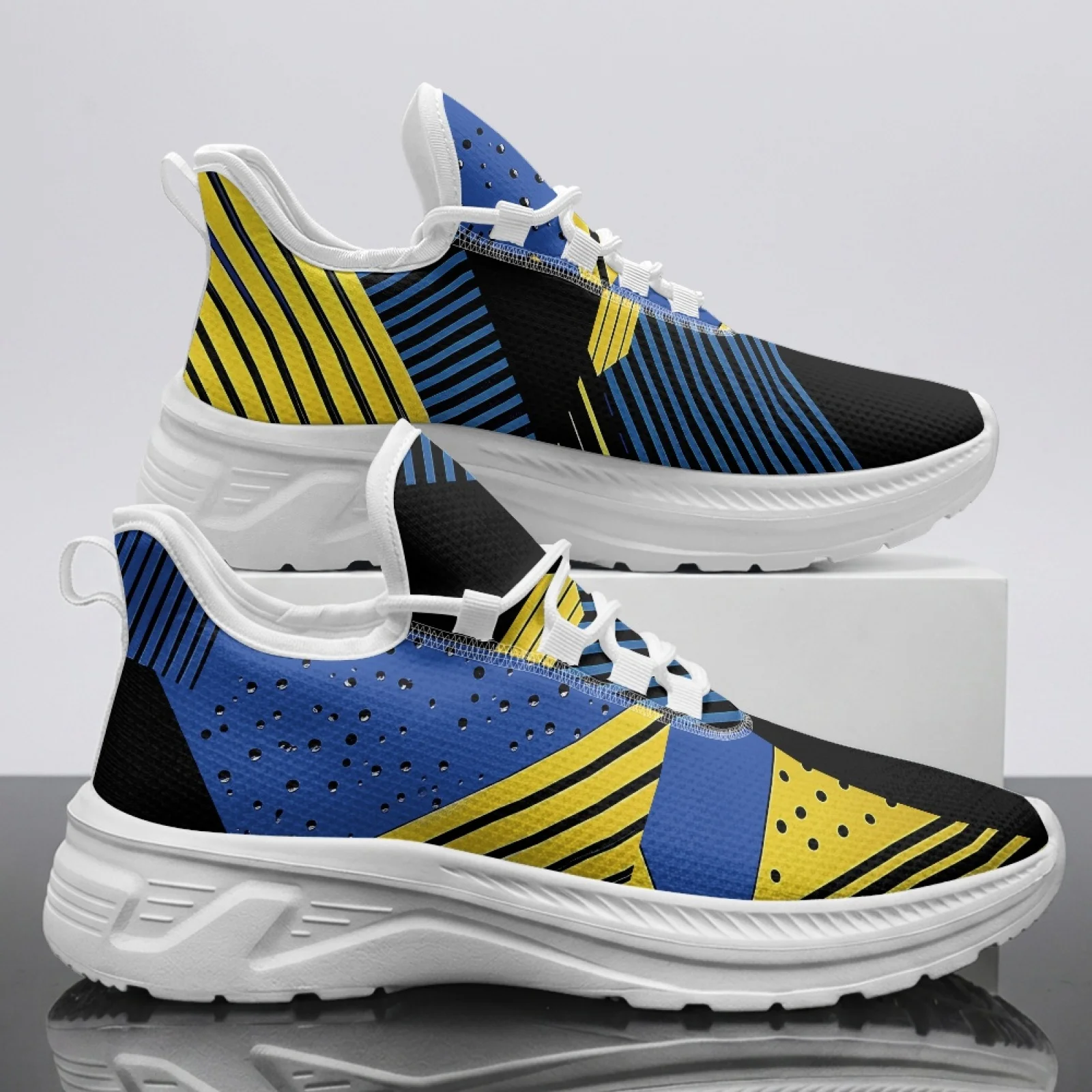 XIXIRIMIDO Abstract Geometry Mesh Sneakers Women'S Running Shoes Men'S Commuter Shoes Soft Breathable & Lightweight Comfortable
XIXIRIMIDO Abstract Geometry Mesh Sneakers Women'S Running Shoes Men'S Commuter Shoes Soft Breathable & Lightweight Comfortable