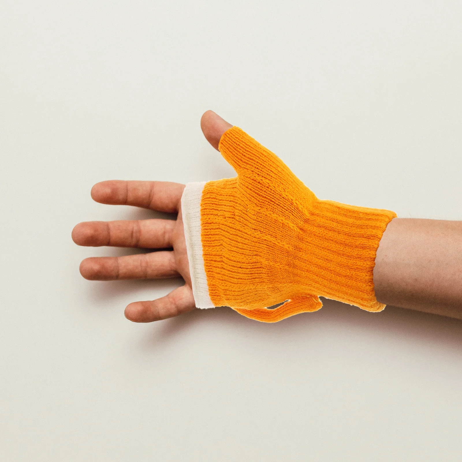 USB Heated Gloves Yellow One Size Portable Warm Mitts Winter Thermal Gloves for Skiing Cycling Hunting Outdoor Activities Long
USB Heated Gloves Yellow One Size Portable Warm Mitts Winter Thermal Gloves for Skiing Cycling Hunting Outdoor Activities Long