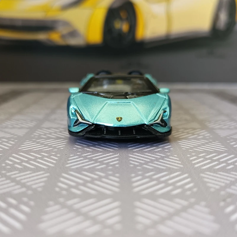 1:64 моделирование Lamborghini SIAN, модель суперкара из сплава, статическая коллекция украшений автомобиля, богатые детали, тонкая работа
1:64 моделирование Lamborghini SIAN, модель суперкара из сплава, статическая коллекция украшений автомобиля, богатые детали, тонкая работа