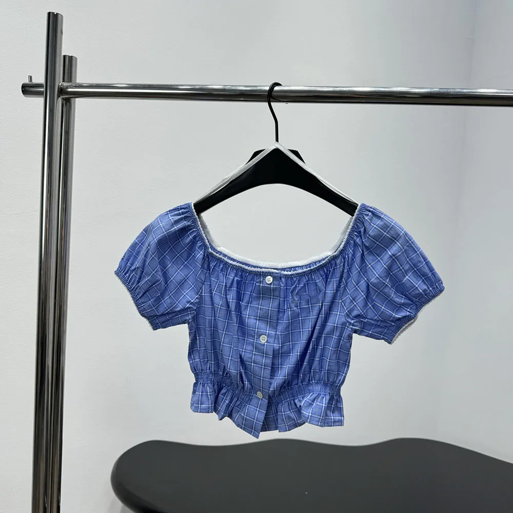 High-quality 2026 new style women's short top with bubble sleeves. The wide neckline can be styled as a V-neck. xy150479
High-quality 2026 new style women's short top with bubble sleeves. The wide neckline can be styled as a V-neck. xy150479