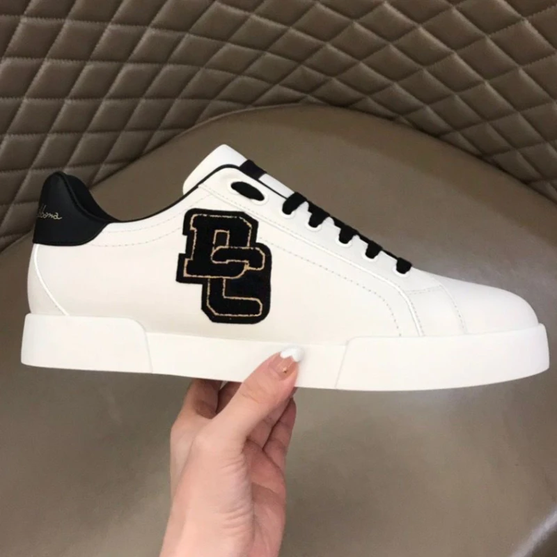 Italian Luxurious Men's Shoes, Versatile Sporty and Casual Women's Shoes, Fashionable European Style Lace-up Sneakers
Italian Luxurious Men's Shoes, Versatile Sporty and Casual Women's Shoes, Fashionable European Style Lace-up Sneakers