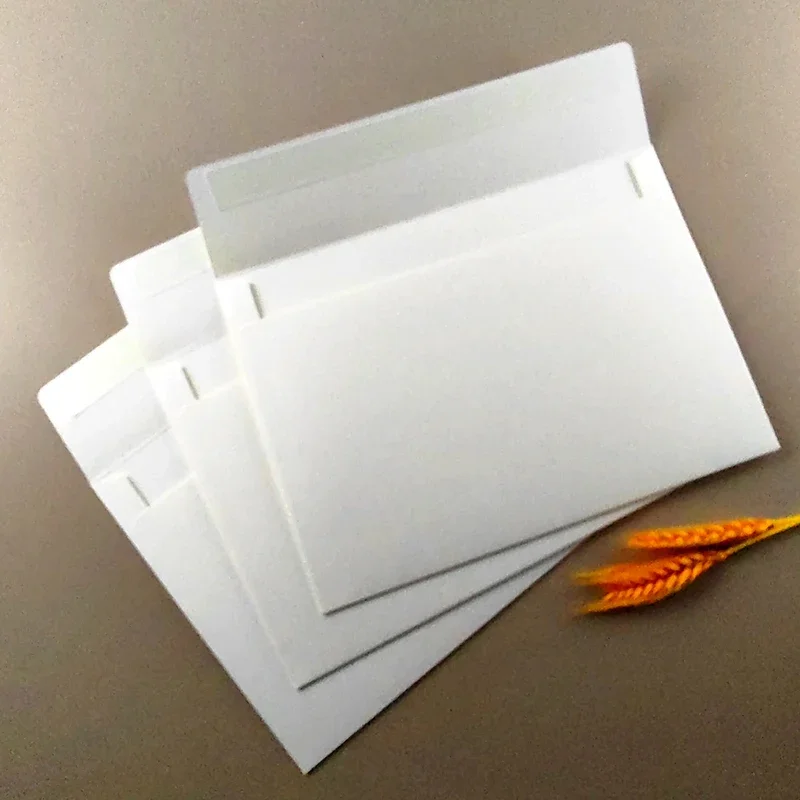 50pcs/lot 16.2x22.9cm Envelope Small Business Supplies 210g Paper Self-adhesive Invitations Postcards Wedding Stationery Bag
50pcs/lot 16.2x22.9cm Envelope Small Business Supplies 210g Paper Self-adhesive Invitations Postcards Wedding Stationery Bag