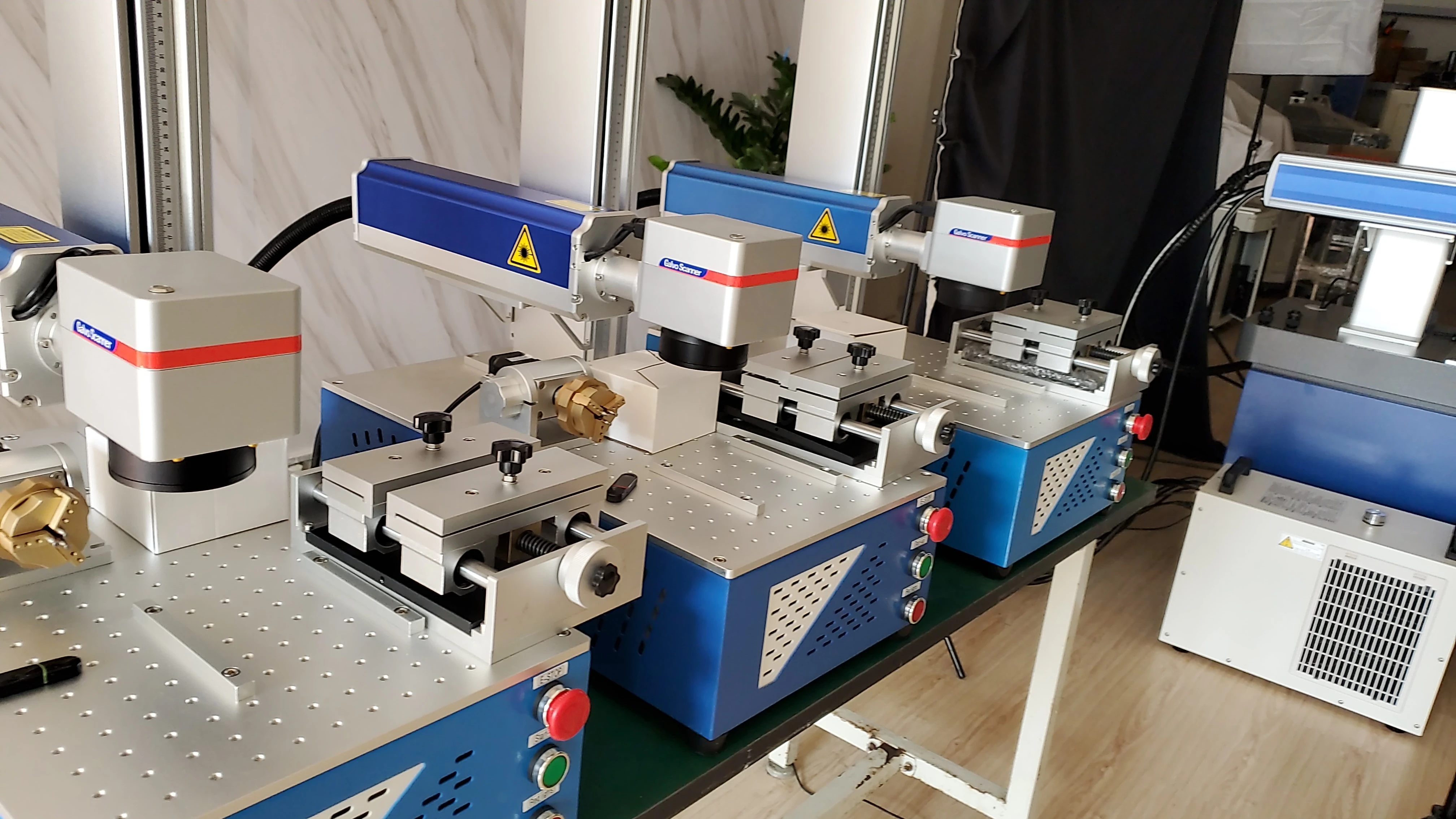 Профессиональный поставщик станков для волоконной лазерной маркировки от 20 до 200 Вт. Индивидуальные решения. Посібник по установке. Гарантия 2 года.
Профессиональный поставщик станков для волоконной лазерной маркировки от 20 до 200 Вт. Индивидуальные решения. Посібник по установке. Гарантия 2 года.