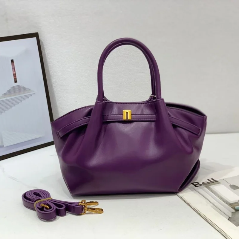 Сумка-тоут в форме клецок, женская сумка через плечо из искусственного материала, мягкая кожаная сумка с высокой текстурой, большая вместительная сумка для подмышек
Сумка-тоут в форме клецок, женская сумка через плечо из искусственного материала, мягкая кожаная сумка с высокой текстурой, большая вместительная сумка для подмышек