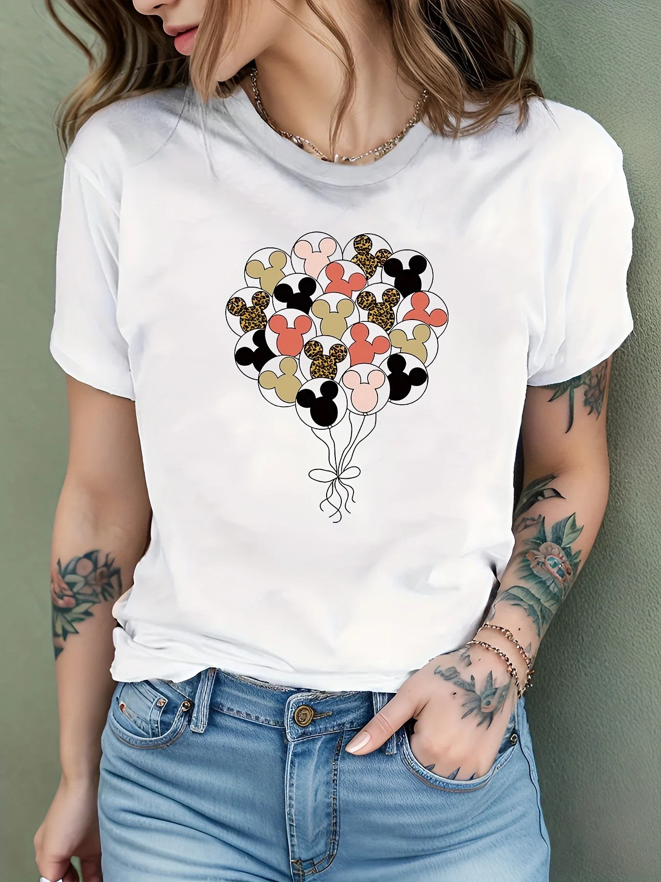 Cartoon Mouse Graphic Short Sleeves Sports Tee, Round Neck Printed Causal T-shirt, Women's Activewear
Cartoon Mouse Graphic Short Sleeves Sports Tee, Round Neck Printed Causal T-shirt, Women's Activewear
