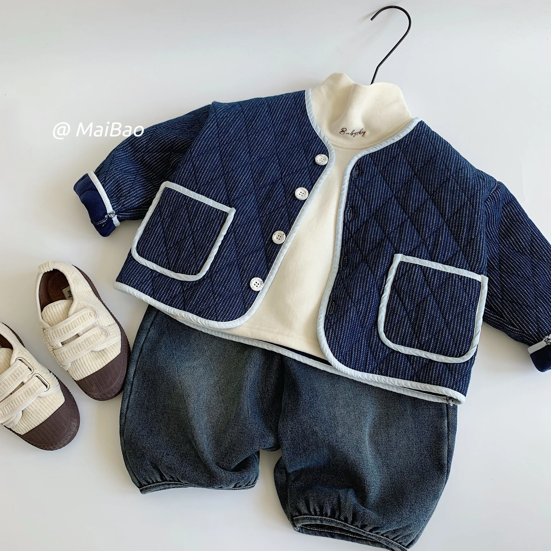 Children Clothing Boys Fashion Simple Solid Color Cotton Coat 2024 Winter New Boys Fashion Casual All Matching Denim Coat
Children Clothing Boys Fashion Simple Solid Color Cotton Coat 2024 Winter New Boys Fashion Casual All Matching Denim Coat