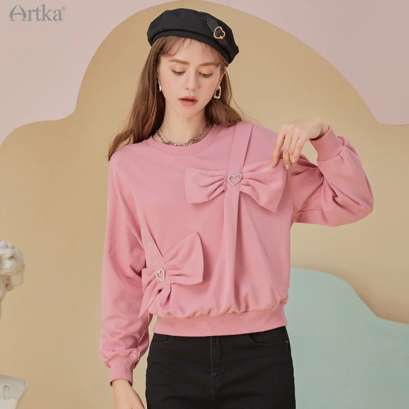 ARTKA 2022 Spring New Women Sweatshirt Fashion Elegant Bow O-Neck Pullover Sweatshirts Loose Simple Pink Sweatshirt VA29021C
ARTKA 2022 Spring New Women Sweatshirt Fashion Elegant Bow O-Neck Pullover Sweatshirts Loose Simple Pink Sweatshirt VA29021C